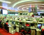 深港通反高潮港股跌百点