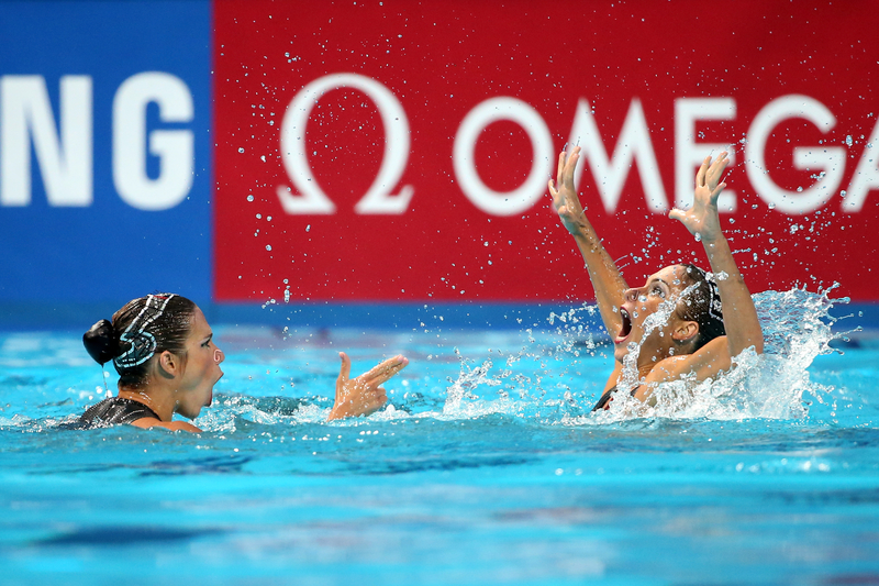 巴西花樣游泳選手菲利斯姐妹。(Streeter Lecka/Getty Images)