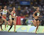 为患癌教练而赛 加国女将争女子800米奖牌