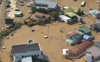 台风狮子山袭日本酿11死 北海道河川溃堤