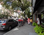 新州市区小商店吸引力渐增