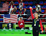 奥巴马说，体操比赛太刺激，自己十分紧张。图为美国体操运动员Alexandra Raisman。( Harry How/Getty Images)