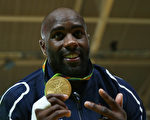 RIO DE JANEIRO, BRAZIL - AUGUST 12:  Gold medalist, Teddy Riner of France celebrates after defeating Hisayoshi Harasawa of Japan during the Men's +100kg Judo Gold Medal contest on Day 7 of the Rio 2016 Olympic Games at Carioca Arena 2 on August 12, 2016 in Rio de Janeiro, Brazil.  (Photo by Elsa/Getty Images)
