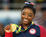 美體操明星拜爾斯摘第4金 平奧運紀錄