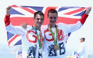 奧運鐵人三項 英國兄弟檔囊括金、銀  　