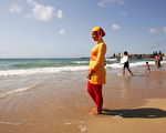 穆斯林女子的全身泳衣Burkini在法國城市戛納被禁穿。  ( Matt King/Getty Images)