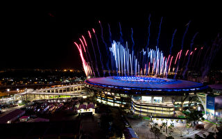 里约奥运开幕式 重独创非奢华 贝利点圣火