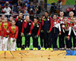 奥运女子体操团体赛 美国卫冕 中国第三