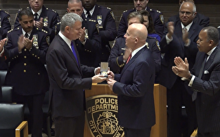 奧尼爾宣誓就任紐約警察局長