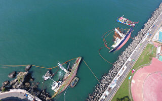 颱風致漁船擱淺污染  西子灣美麗樣貌復原