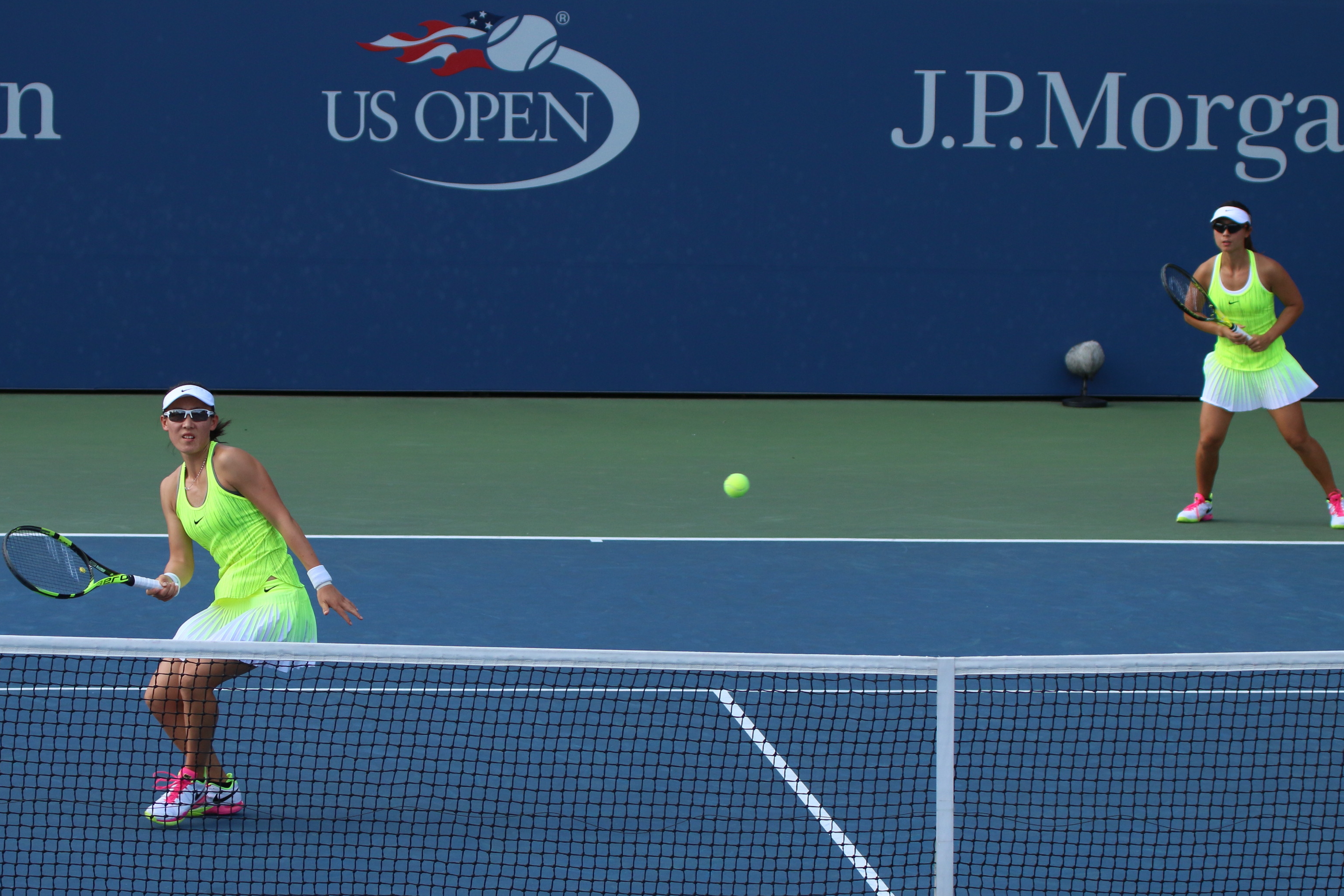 郑赛赛徐一璠晋级美网女双第三轮 中国 公开赛 台湾 大纪元