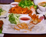 湾区越南餐馆Banh Cuon Bac Ninh的料理与一般十分不同，丰富且健康。（石岚/大纪元）