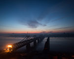 鴨綠江上，中國丹東和朝鮮新義州之間的大橋。   ( JOHANNES EISELE/AFP/Getty Images)