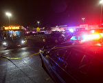 周五晚美国华盛顿州一商场发生枪击案，5人身亡，枪手在24小时后被捕。 (Karen Ducey/Getty Images)