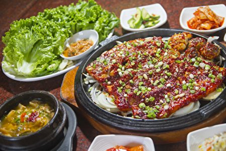 辣甜五花肉。（蔣凱/大紀元）