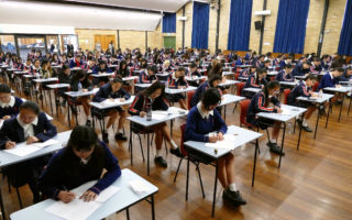 澳大利亞新州HSC開考  7.7萬考生參加