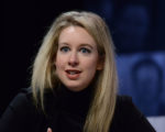 Theranos公司创始人伊丽莎白•霍尔姆（Elizabeth Holmes）。  ( Lisa Lake/Getty Images)