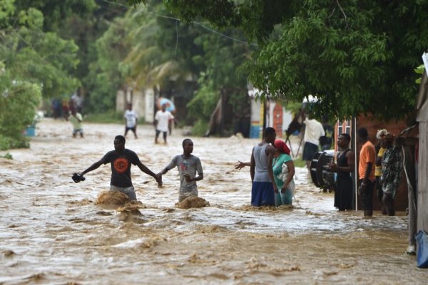 颶風馬修在海地奪842條人命 慘況前所未有