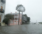 10月8日，南卡羅萊納的一個地區被淹沒。(Brian Blanco/Getty Images)
