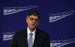 美國財政部週四（13日）公布新規，防止美國企業的「稅負倒置」（Tax Inversion）的避稅行為。圖為財政部長路傑克（Jack Lew）。(Alex Wong/Getty Images)