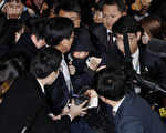 朴槿惠醜聞神秘女主角現身 接受檢方調查