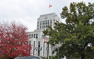 温哥华政府“升血旗”事件追踪 中共施压加华裔社区