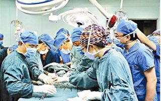 山西省長治和平醫院緊急搶救心臟破裂的申雯醫生。（網頁截圖）
