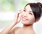 為何你的眼睛底下會有眼袋？