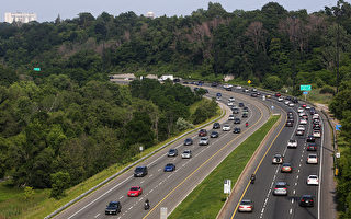 省府否决高速路收费  多伦多市预算缺口大