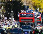 CHICAGO, IL - NOVEMBER 04:  Thousands of Chicago Cubs fans pack Michigan Avenue during the Chicago Cubs 2016 World Series victory parade on November 4, 2016 in Chicago, Illinois. The Cubs won their first World Series championship in 108 years after defeating the Cleveland Indians 8-7 in Game 7.  (Photo by Tasos Katopodis/Getty Images)