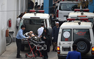 IS在阿富汗清真寺制造自杀爆炸 至少33死