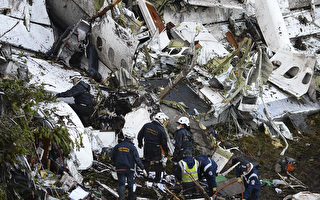 載巴西足球隊班機墜毀 4人未登機逃過一劫