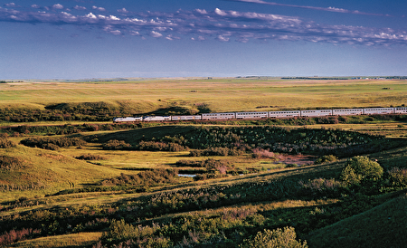 不同線路的Amtrak火車,可以帶你看遍美國各地的美麗風景。(Amtrak 提供)