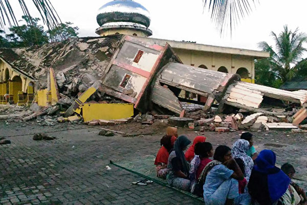 印尼規模6.5強震至少97死 遇難人數恐攀升