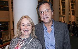 神韻樂舞完美配合 墨裔夫婦驚豔