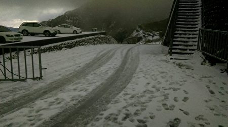 組圖:冷氣團發威 台灣玉山合歡山降初雪 組圖:冷氣團發威 台灣玉山合歡山降初雪