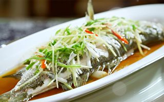廣東飯店清蒸魚竟是開水泡的？知情人揭祕