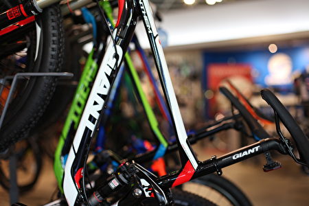 Centripetal Bikes售有多種專業車型和電動車，並有終身支持。（舊金山東灣自行車店 Centripetal Bikes提供）