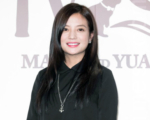 赵薇15岁女儿近照曝光 获赞遗传妈妈大眼睛