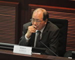 香港教育局局長吳克儉指任期滿將退休