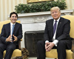 2017年2月13日，加拿大总理特鲁多在白宫椭圆办公室首次会晤川普。墨西哥密切关注北美两个大国的互动。(Kevin Dietsch-Pool/Getty Images)