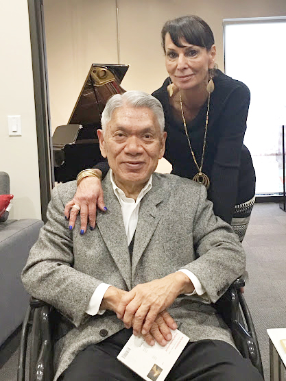 河合弘隆(Hirotaka Kawai)先生与Houston的Kawai Piano Gallery总经理 Evie Offord女士合影。(Kawai钢琴店提供)