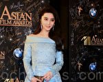 21日晚，范冰冰出席「第十一屆亞洲電影大獎」頒獎禮。（宋碧龍/大紀元）