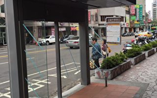 舒適不占空間 中市創反向式候車亭