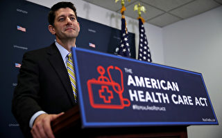 瑞安週日（19日）表示，眾議院正在修改新醫保改革法案《美國健保法案》（AHCA），為年長者提供更多的醫保抵稅，並為貧困者申請醫療補助計劃增加一項工作要求。(Justin Sullivan/Getty Images)