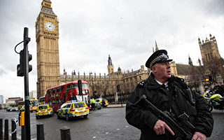 组图：英议会大厦外爆枪案 警：恐袭事件
