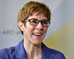 基民盟萨尔州主席Annegret Kramp-Karrenbauer在州选举中大胜，她获得了40%以上的选票。  (Thomas Lohnes/Getty Images)