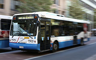 悉尼公交车司机周一早罢工 通勤者长时间苦等