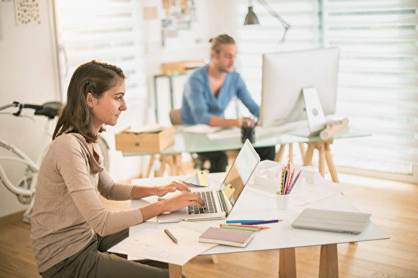 聯合辦公近年來悄然興起，並為自由職業者和創業團隊所推崇。(Shutterstock) 