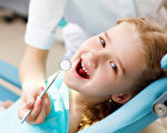 牙齒的照護應從小開始，定期牙科檢查、洗牙很重要。 （Fotolia）